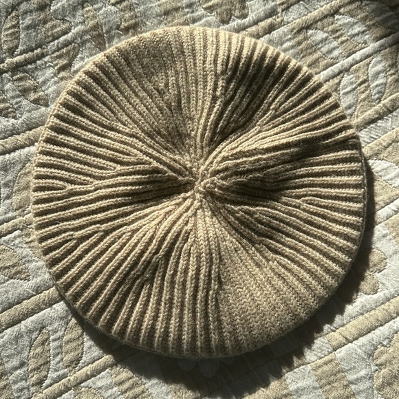 Ganni beige knit wool beret - Picture 3 of 4